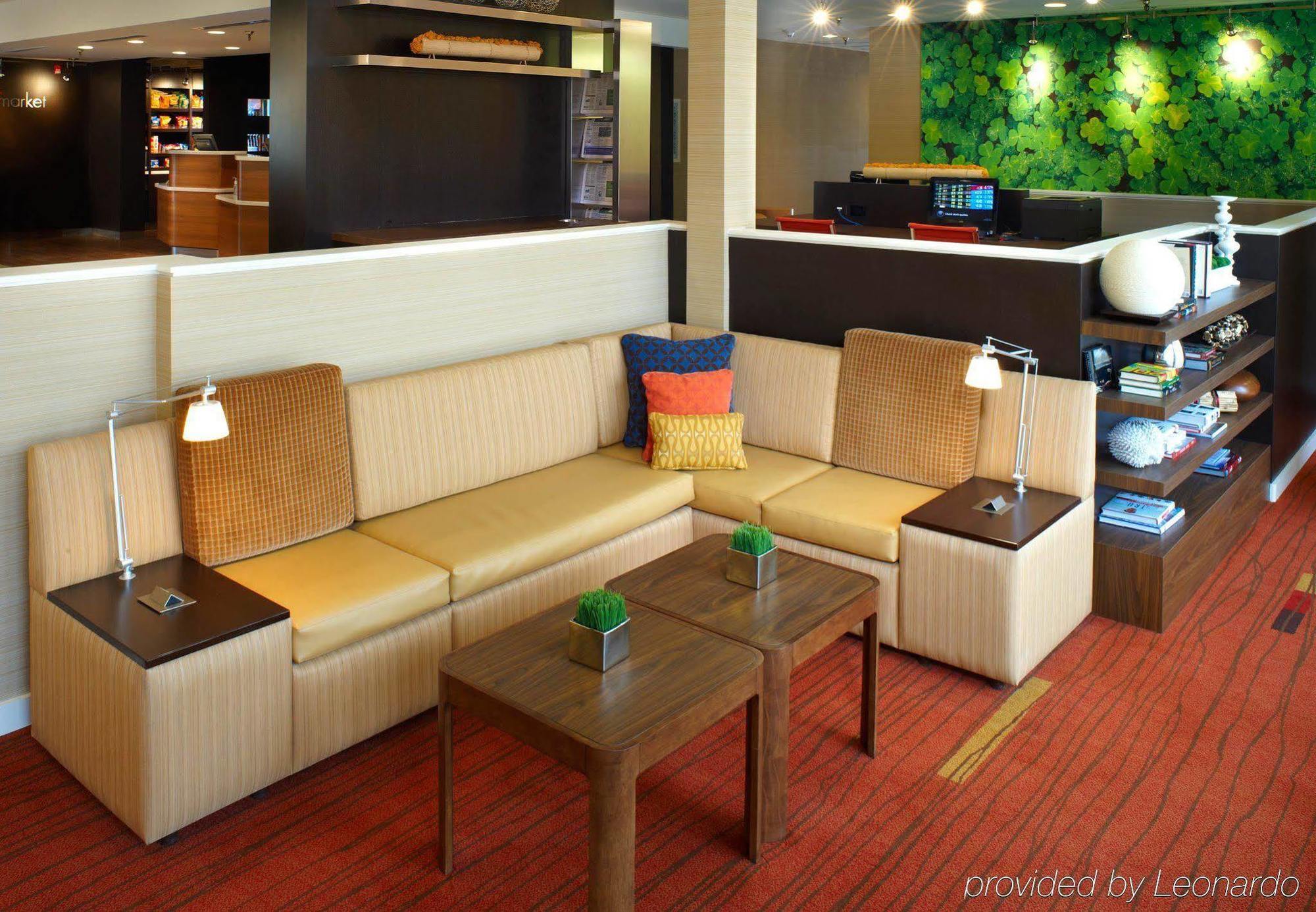 Courtyard Chicago Oakbrook Terrace Hotel Екстериор снимка
