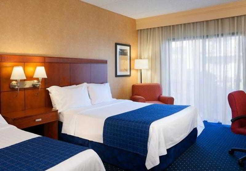 Courtyard Chicago Oakbrook Terrace Hotel Екстериор снимка